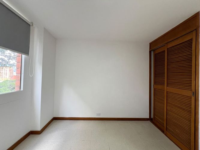 Apartamento de 3 alcobas en arriendo en El Tesoro, Medellín, 84 m² · foto 6 de 14