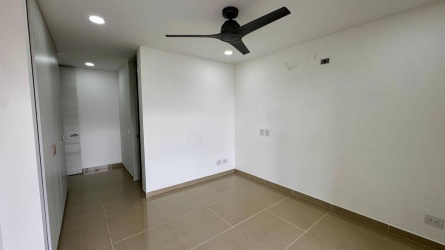 Apartamento de 3 alcobas en venta en El Centro Sur, Neiva, 164 m² · foto 13 de 24
