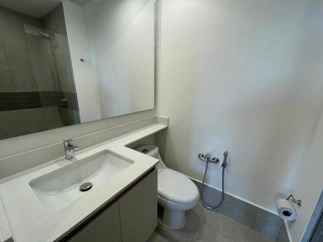 Apartamento en arriendo en Castropol, Medellín · foto 17 de 24