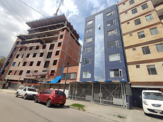 Apartamento de 2 alcobas en venta en El Recuerdo, Bogotá, 70 m² · foto 3 de 20