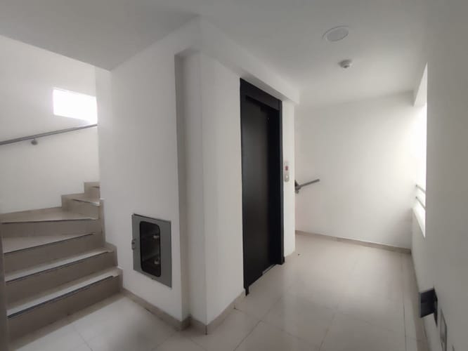 Apartamento de 2 alcobas en venta en El Recuerdo, Bogotá, 70 m² · foto 14 de 20