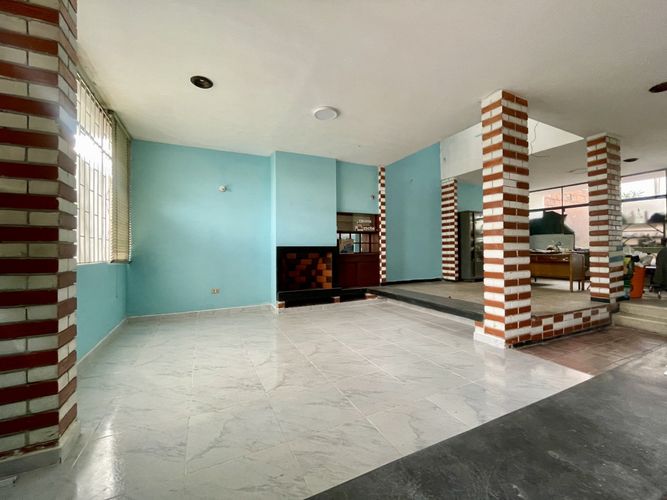 Casa de 5 alcobas en venta en La Esperanza, Bogotá, 375 m² · foto 21 de 24