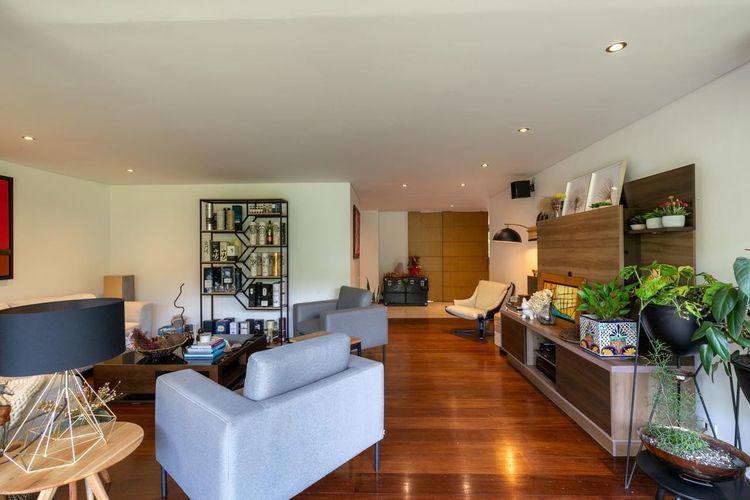 Apartamento en venta en Las Lomas No.1, Medellín · foto 5 de 19