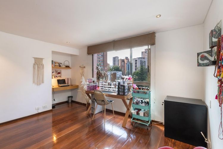 Apartamento en venta en Las Lomas No.1, Medellín · foto 15 de 19