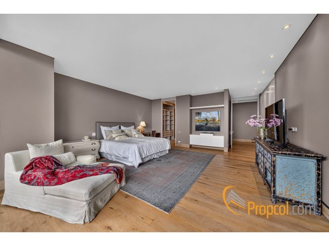 Apartamento de 3 alcobas en venta en Los Rosales, Bogotá, 355 m² · foto 15 de 24