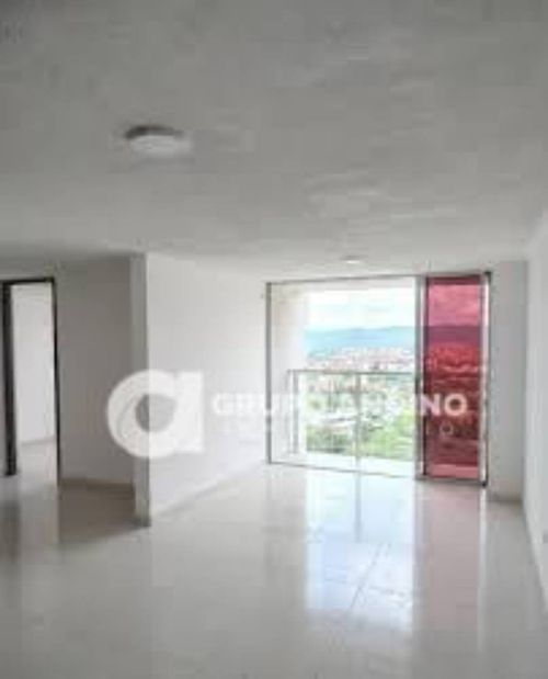 Apartamento de 3 alcobas en venta en San Martin, Bucaramanga, 78 m² · foto 4 de 13