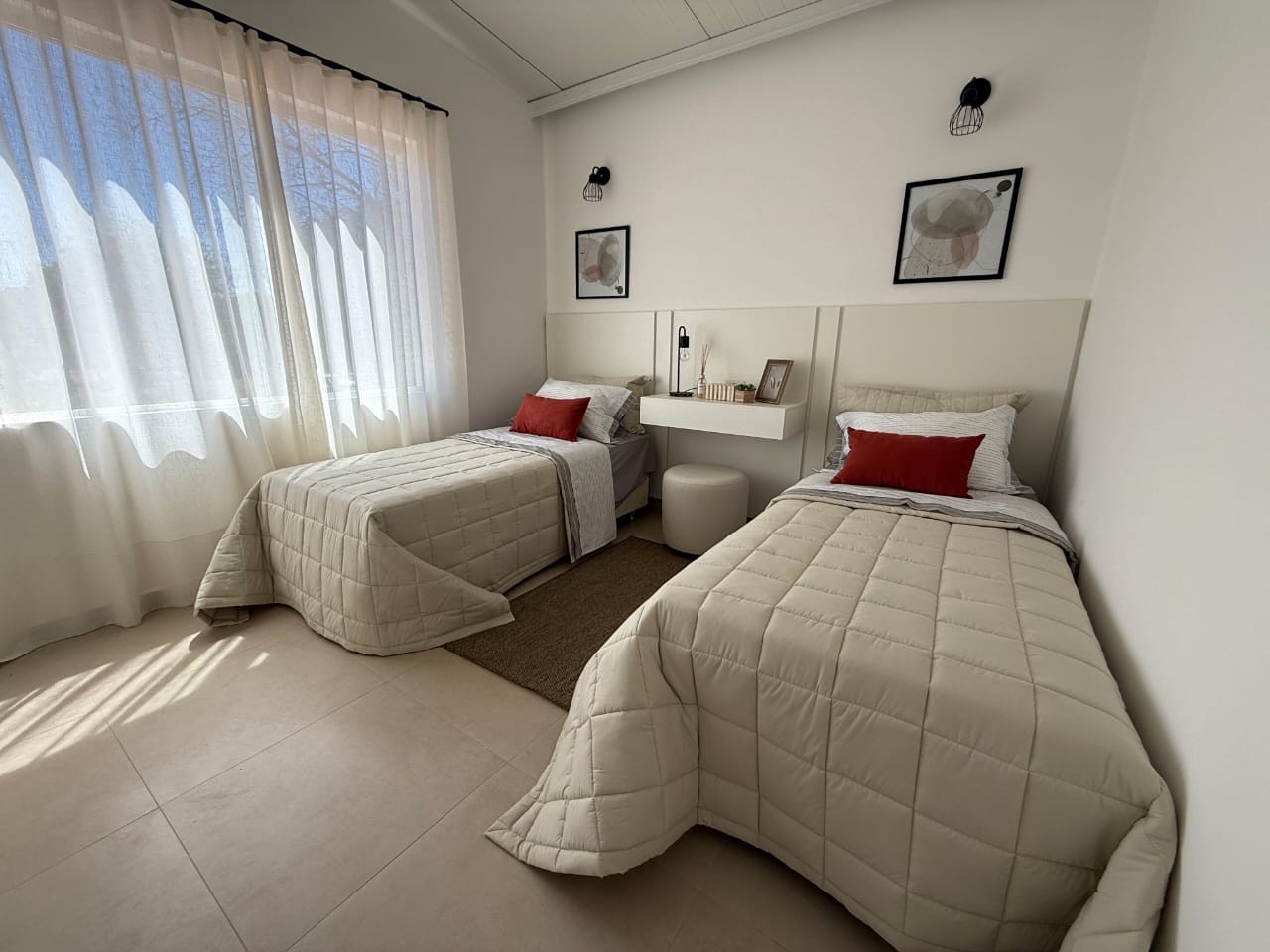 Casa pareada en Barrio Cerrado - foto 4