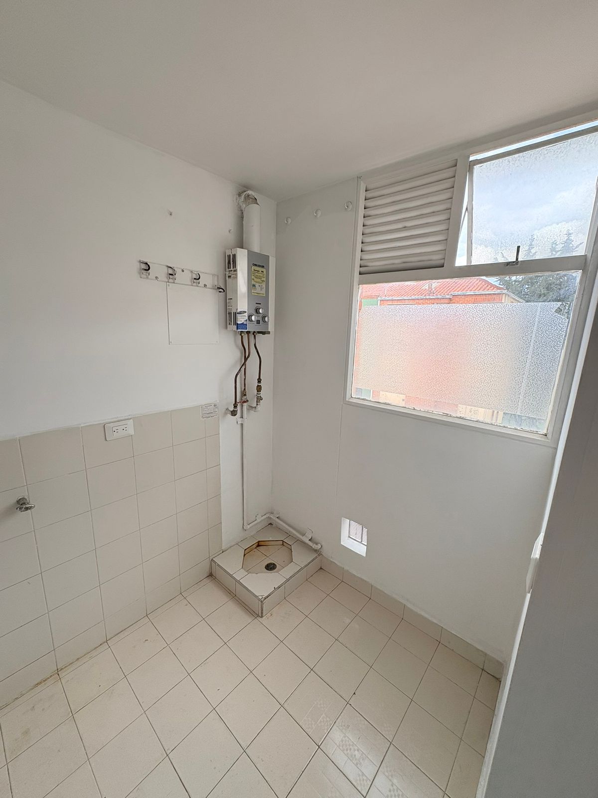 Apartamento en venta en El Redil, Bogotá · foto 2 de 18