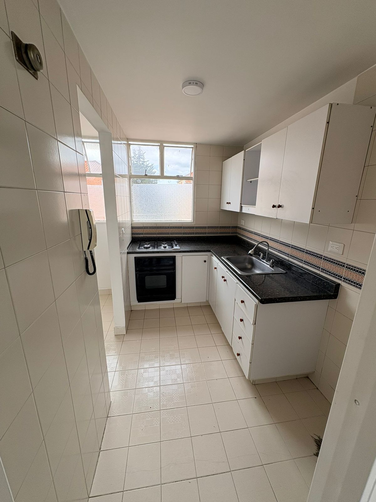Apartamento en venta en El Redil, Bogotá · foto 16 de 18