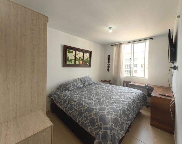 Apartamento de 3 alcobas en venta en Aqualina Orange, Girardot, 71 m² · foto 4 de 12