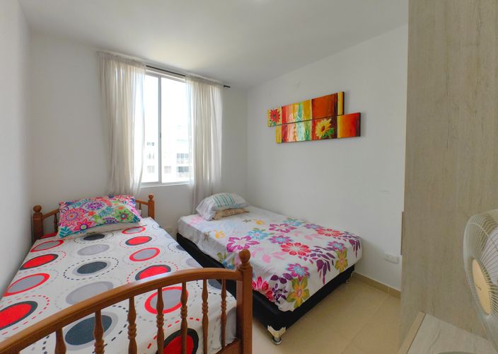 Apartamento de 3 alcobas en venta en Aqualina Orange, Girardot, 71 m² · foto 7 de 12
