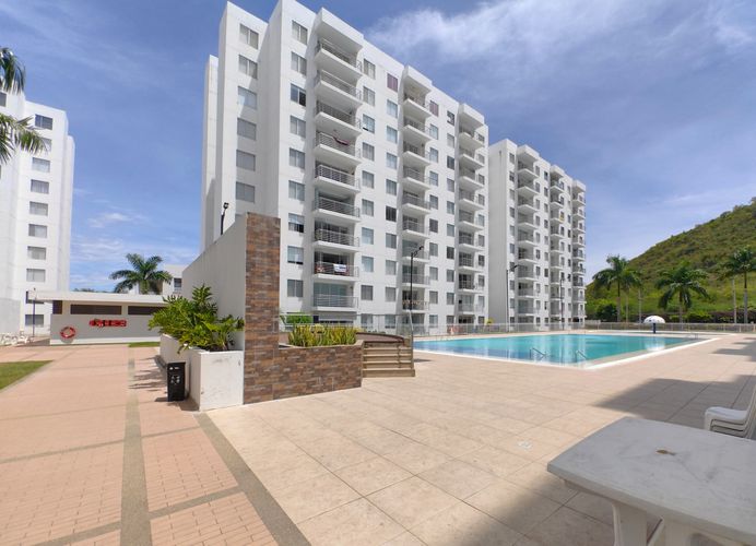 Apartamento de 3 alcobas en venta en Aqualina Orange, Girardot, 71 m² · foto 11 de 12
