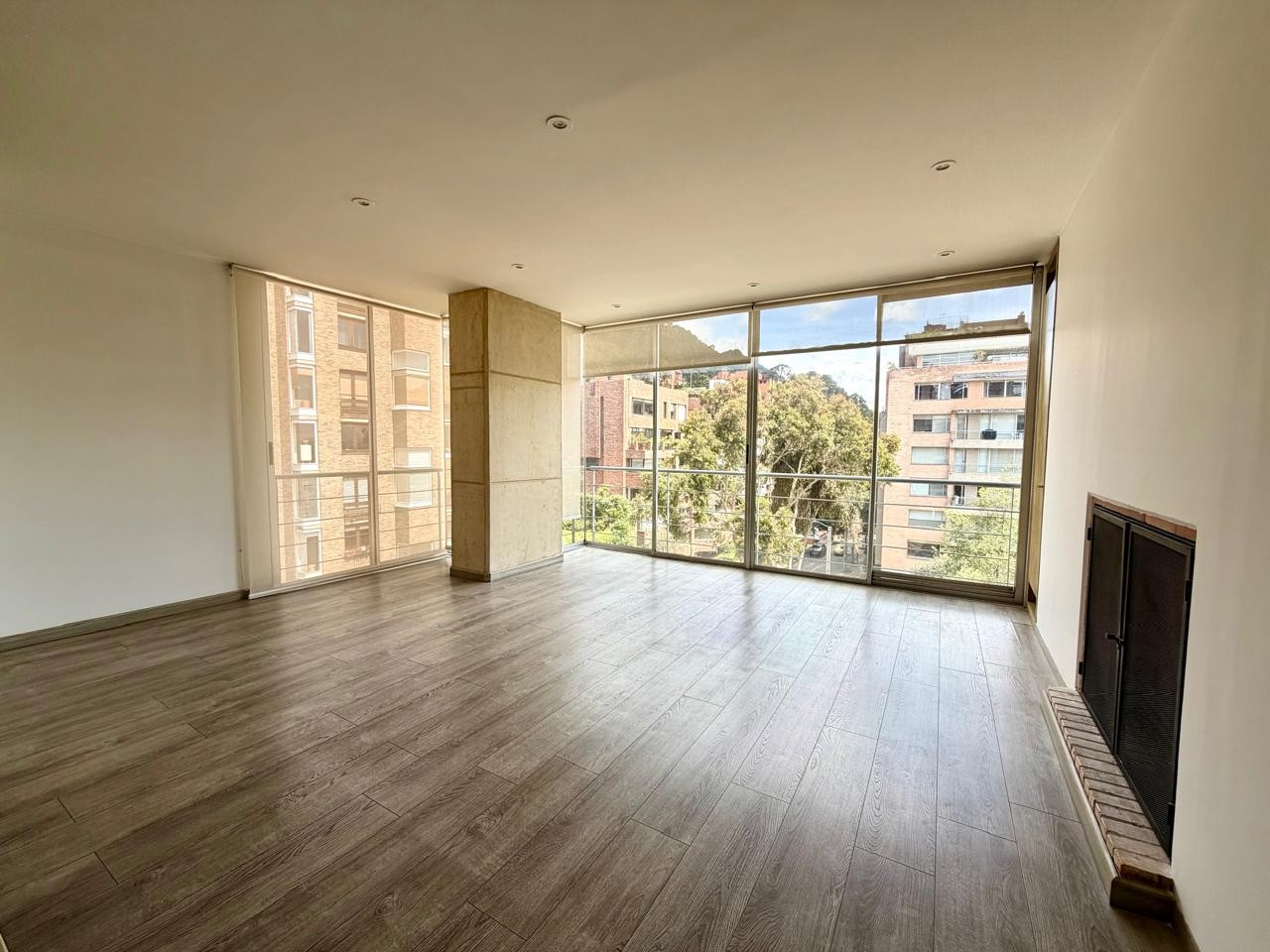 Apartment for rent in Los rosales, Bogotá