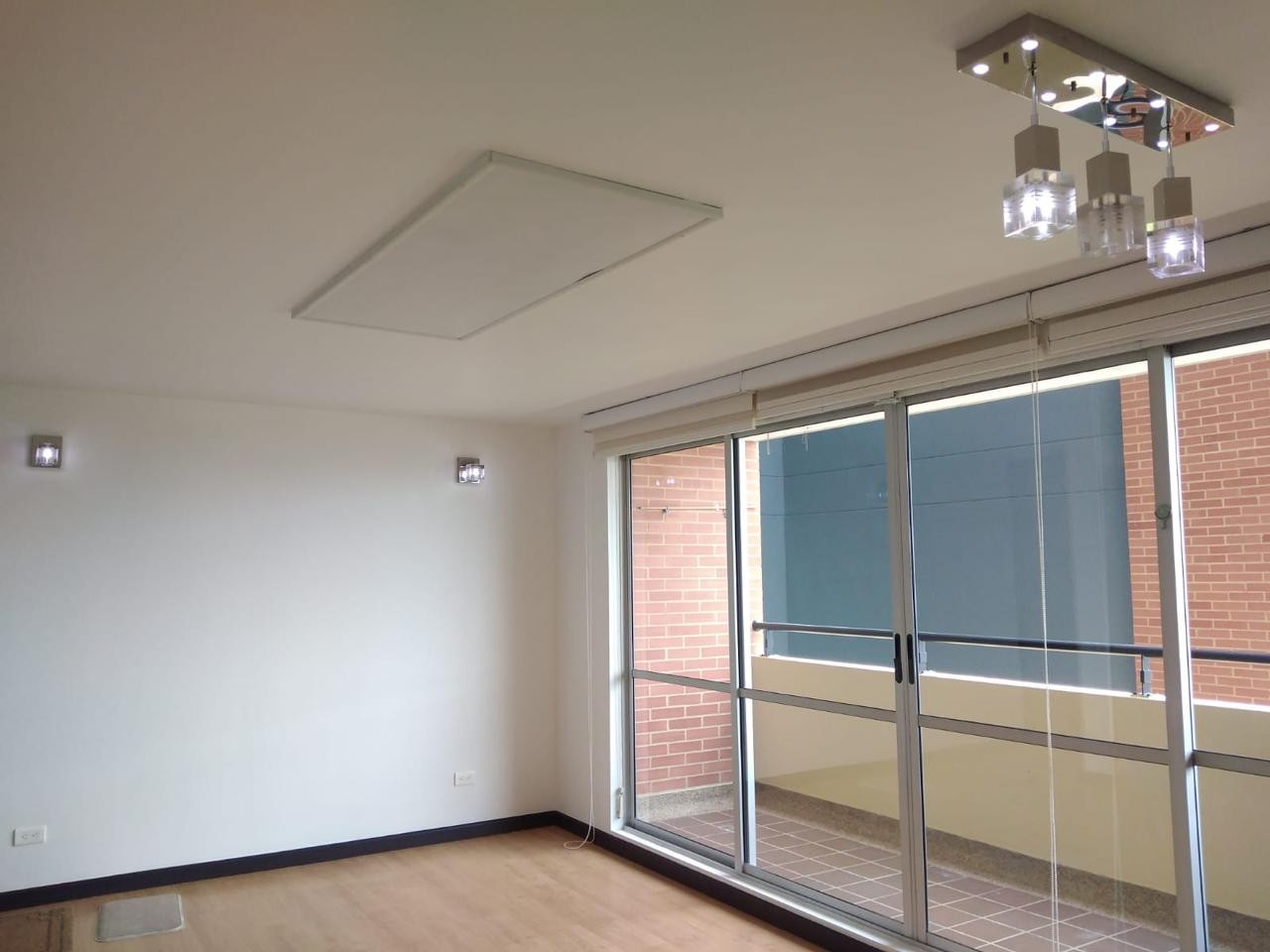 Apartamento de 3 habitaciones en venta en Alameda, Bogotá — imagen 1 de 22