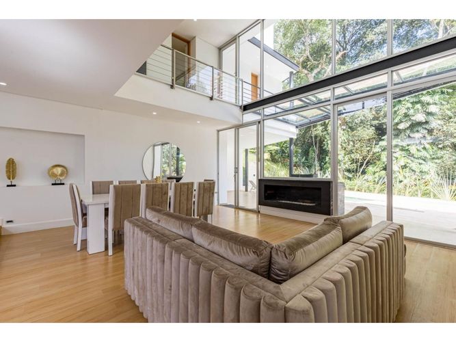 Casa de 5 alcobas en venta en La Candelaria, Medellín, 504 m² · foto 5 de 24