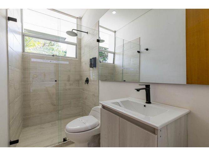 Casa de 5 alcobas en venta en La Candelaria, Medellín, 504 m² · foto 21 de 24