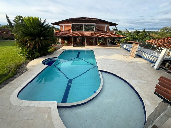 Finca en venta en La Bella, Pereira, 600 m² · foto 2 de 24