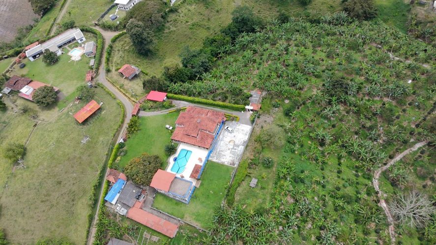 Finca en venta en La Bella, Pereira, 600 m² · foto 21 de 24