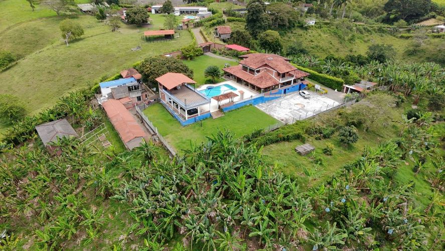 Finca en venta en La Bella, Pereira, 600 m² · foto 22 de 24