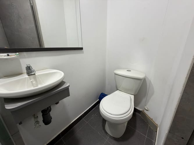 Edificio en venta en Alameda, Cali, 200 m² · foto 16 de 17