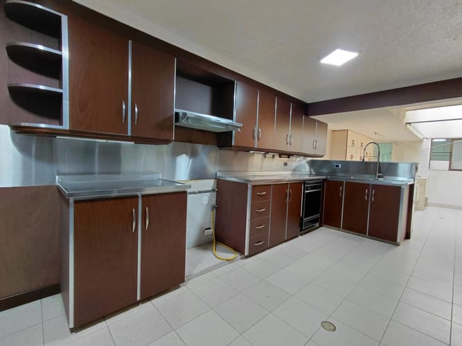 Casa de 4 alcobas en venta en San Vicente, Cali, 301 m² · foto 13 de 24