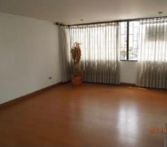 Apartamento en venta en Santa Barbara Central, Bogotá · foto 6 de 12