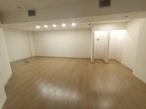 Local en arriendo en Conquistadores, Medellín, 70 m² · foto 3 de 16