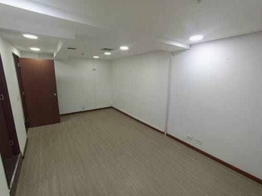 Local en arriendo en Conquistadores, Medellín, 70 m² · foto 6 de 16