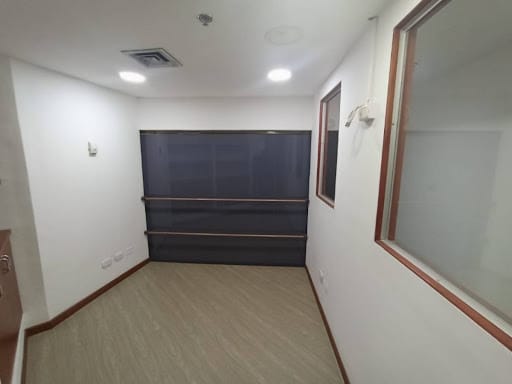 Local en arriendo en Conquistadores, Medellín, 70 m² · foto 8 de 16