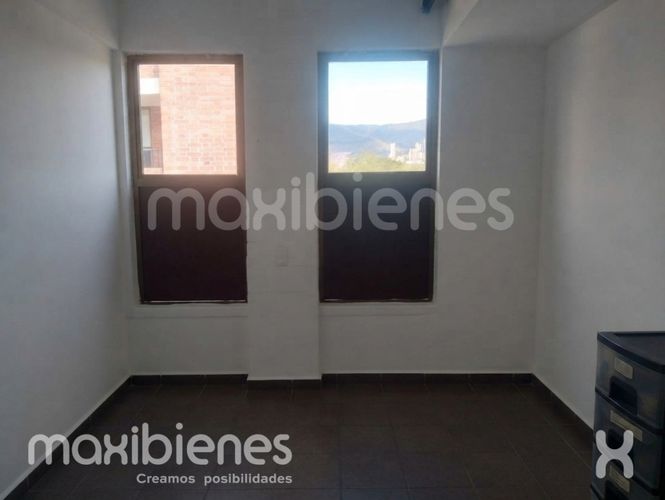 Local en arriendo en Campo Amor, Medellín, 50 m² · foto 6 de 11