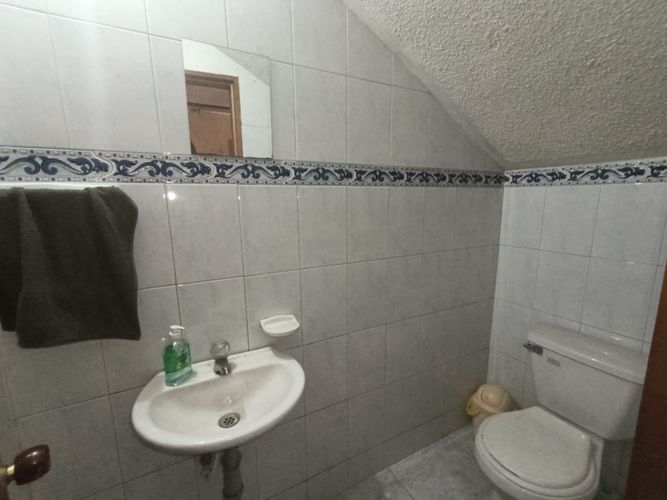 Casa de 7 alcobas en venta en San Fernando, Bogotá, 160 m² · foto 8 de 24