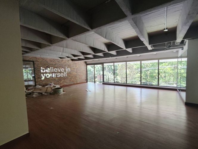 Oficina en arriendo en Altos Del Poblado, Medellín, 374 m² · foto 16 de 22