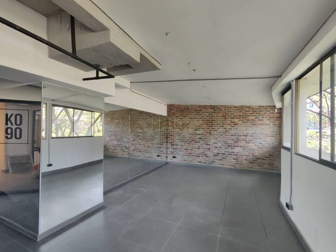 Oficina en arriendo en Altos Del Poblado, Medellín, 374 m² · foto 19 de 22