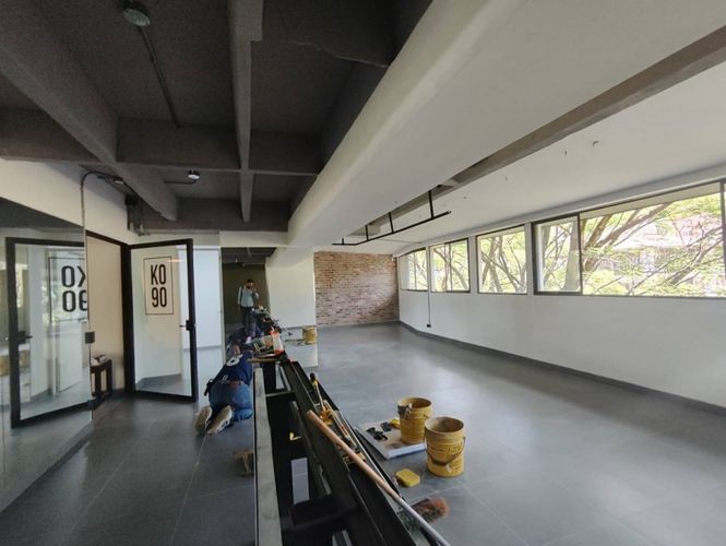 Oficina en arriendo en Altos Del Poblado, Medellín, 374 m² · foto 22 de 22