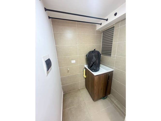 Apartamento de 3 alcobas en arriendo en El Sosiego, Madrid, 60 m² · foto 21 de 24