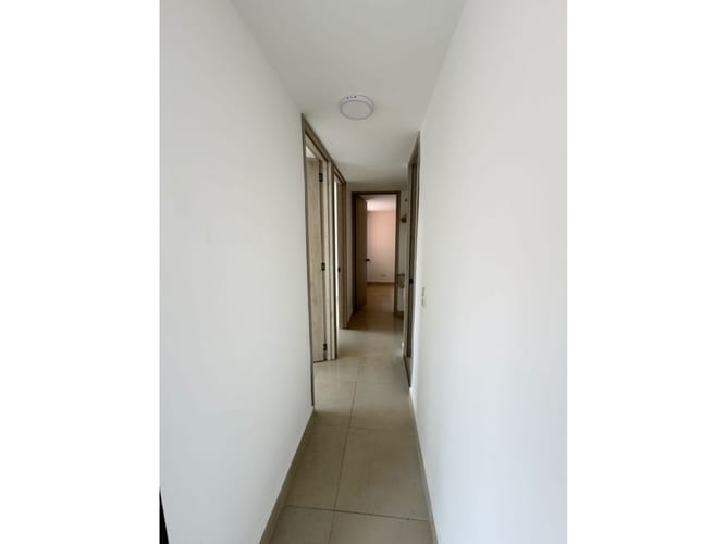 Apartamento de 3 alcobas en arriendo en El Sosiego, Madrid, 60 m² · foto 22 de 24