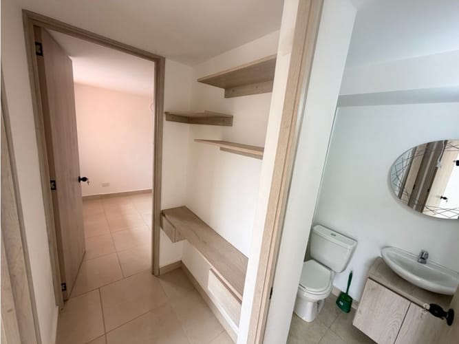 Apartamento de 3 alcobas en arriendo en El Sosiego, Madrid, 60 m² · foto 23 de 24