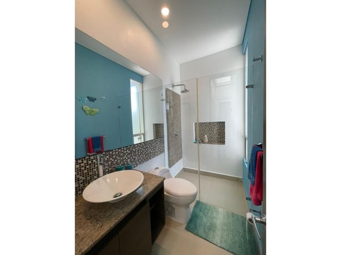 Casa de 4 alcobas en venta en Vía El Caimo, Armenia, 230 m² · foto 14 de 24