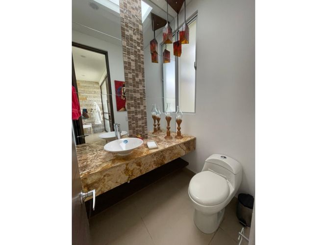 Casa de 4 alcobas en venta en Vía El Caimo, Armenia, 230 m² · foto 17 de 24