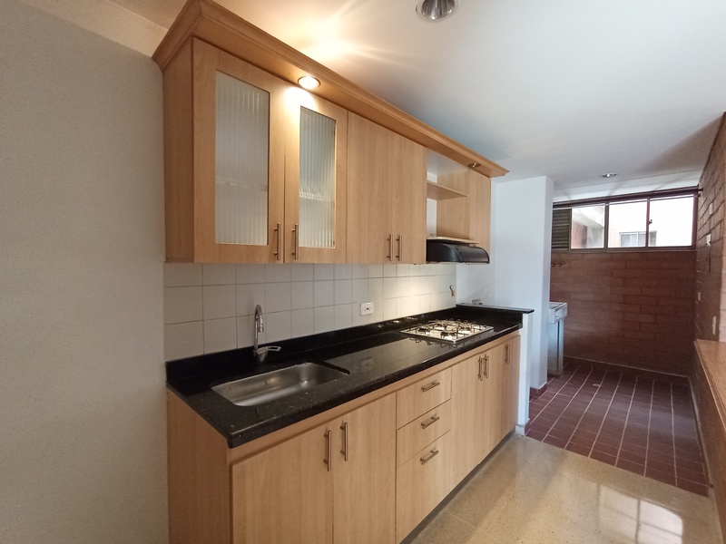 1BR Apartment in Calasanz (48 m²) - 4