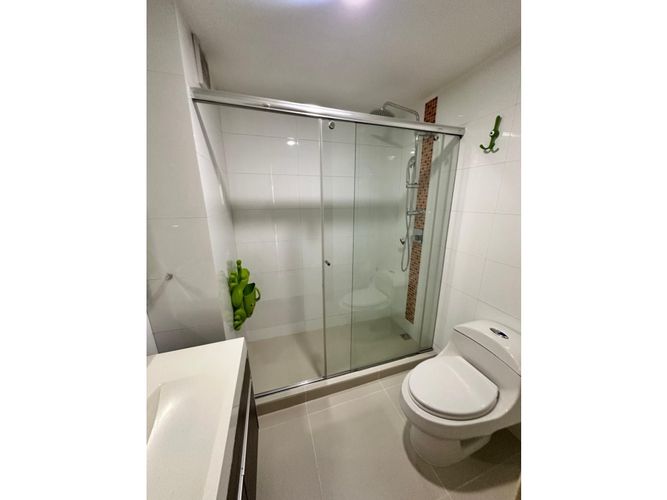 Apartamento de 3 alcobas en venta en Santa Barbara, Bogotá, 200 m² · foto 17 de 24