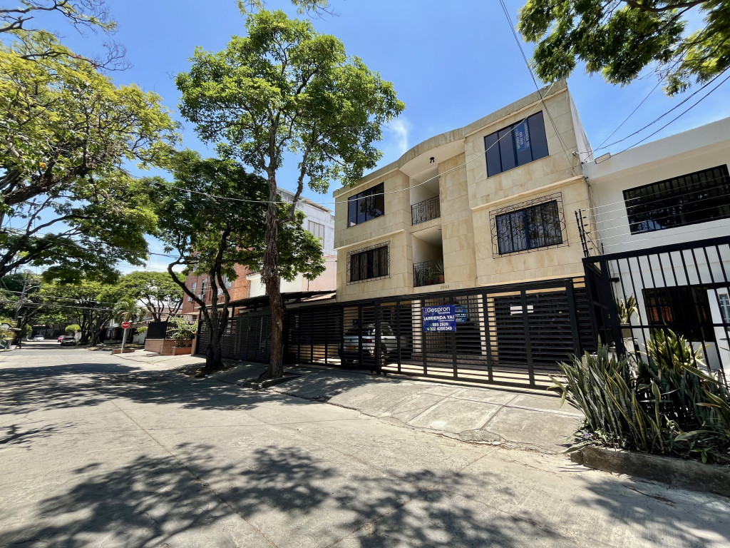Apartaestudio en Arriendo en Urbanizacion la flora, Cali