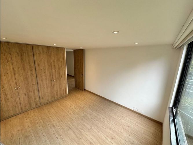 Apartamento de 3 alcobas en venta en Santa Barbara, Bogotá, 200 m² · foto 19 de 24