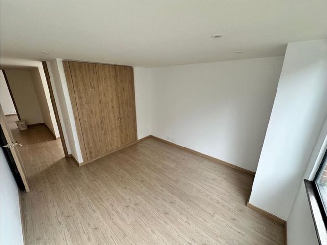 Apartamento de 3 alcobas en venta en Santa Barbara, Bogotá, 200 m² · foto 21 de 24