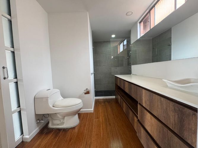 Apartamento de 4 alcobas en venta en Los Balsos, Medellín, 175 m² · foto 9 de 18