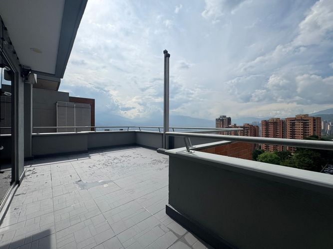 Apartamento de 4 alcobas en venta en Los Balsos, Medellín, 175 m² · foto 18 de 18