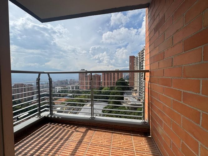 Apartamento de 4 alcobas en venta en Los Balsos, Medellín, 175 m² · foto 11 de 18