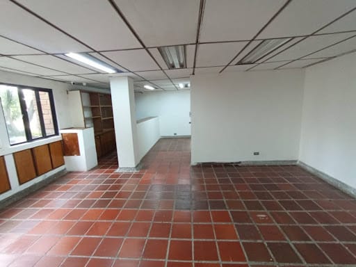 Oficina en arriendo en San Diego, Medellín, 742 m² · foto 6 de 24