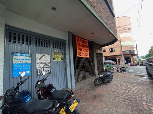 Oficina en arriendo en San Diego, Medellín, 742 m² · foto 24 de 24