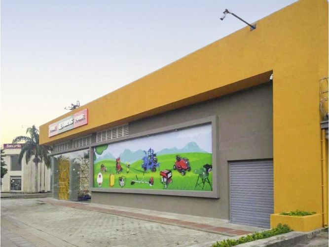 Local en venta en Prados Del Norte, Cali, 397 m² · foto 2 de 4